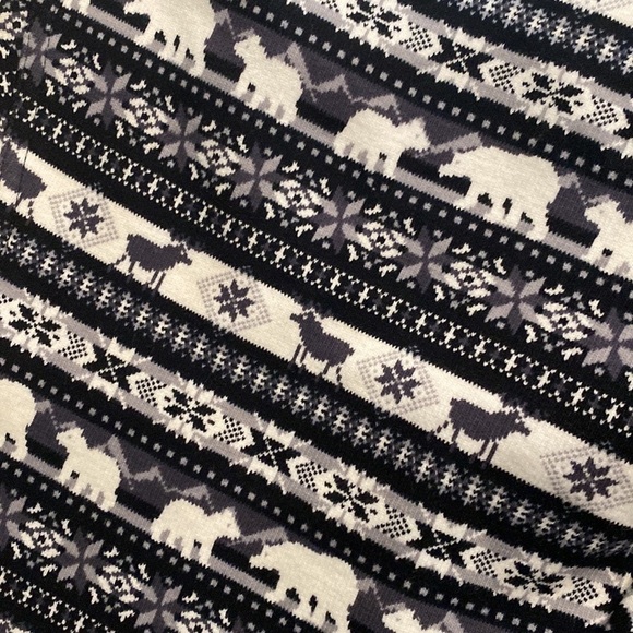 Lands’ End Serious Sweats Fair Isle Polar Bear Knit Lounge Fleece Lined Pants - Picture 7 of 10